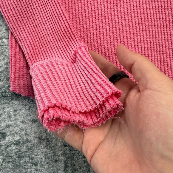 Dylan Shirt Womens Medium Pink Waffle Knit Henley Raw Hem Coquette Grunge Y2K - Picture 5 of 10